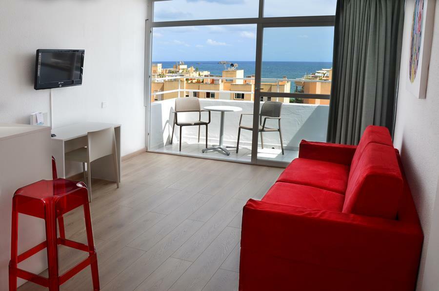 Aparthotel Vibra Tivoli Playa d'en Bossa Exterior foto